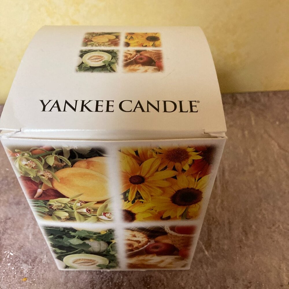 Yankee Candle - Wild Pansies